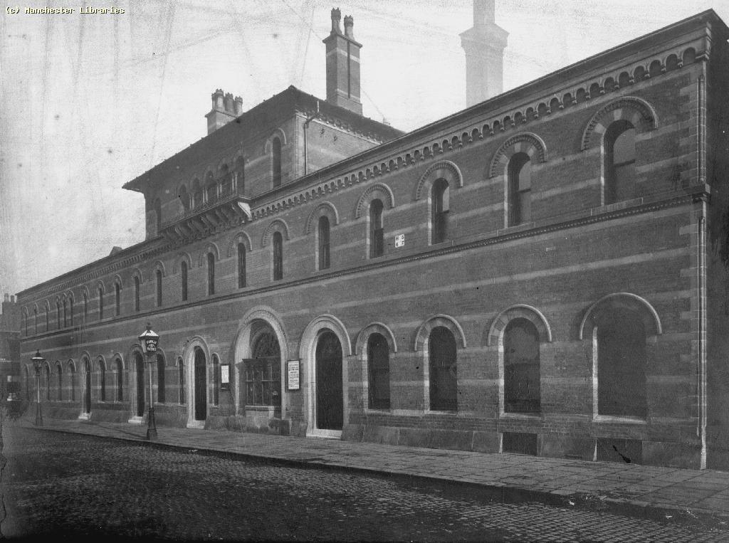 Leaf Street Baths exterior